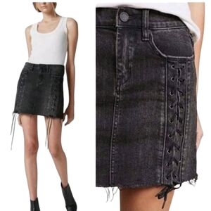 BLANK NYC BLACK DENIM LACE UP DISTRESSED HEM MINI SKIRT Sz. 28